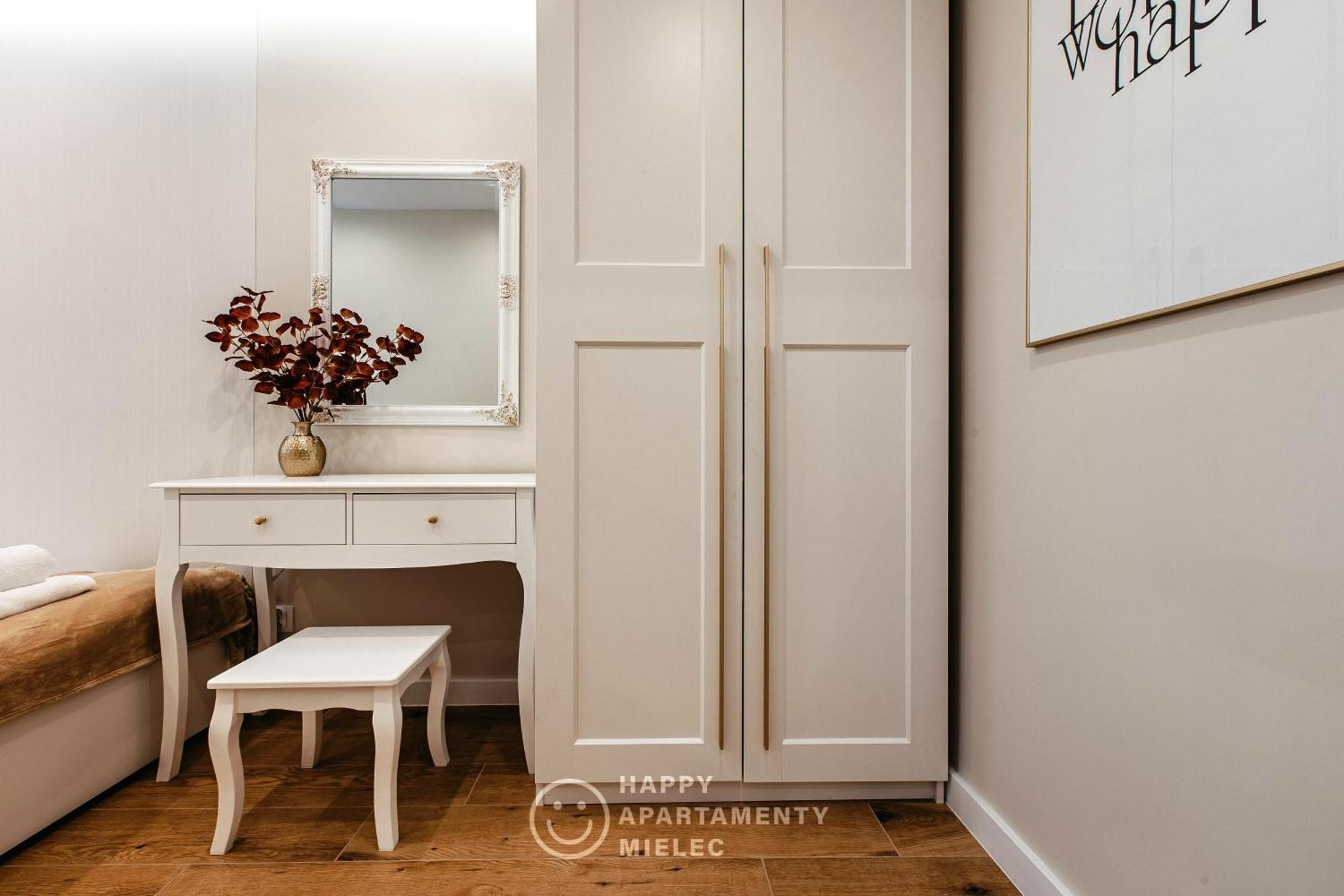 Happy Gold - Apartamentyhappy Pl Mielec Exterior foto